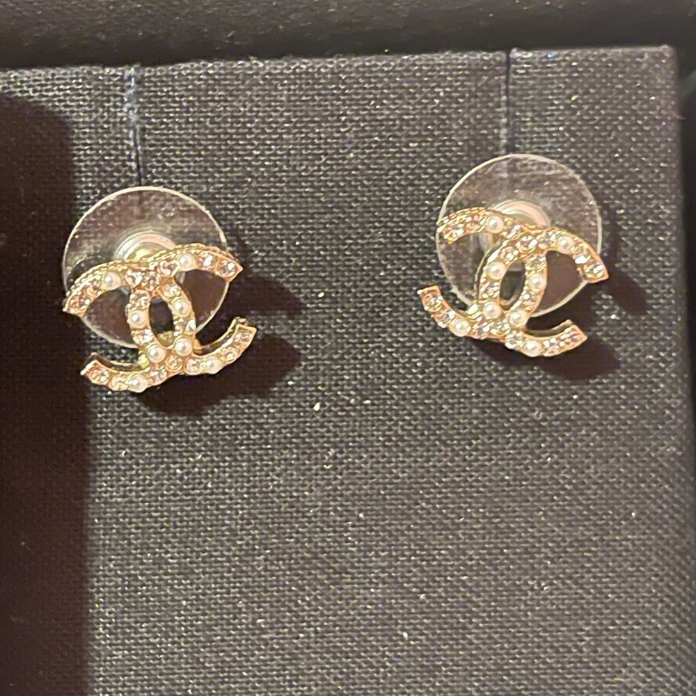 Chanel pearl and crystal earrings